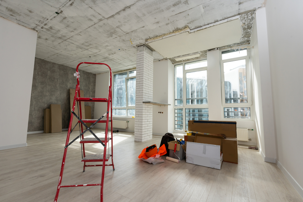 Home,Renovation,In,Room,Full,Of,Painting,Tools